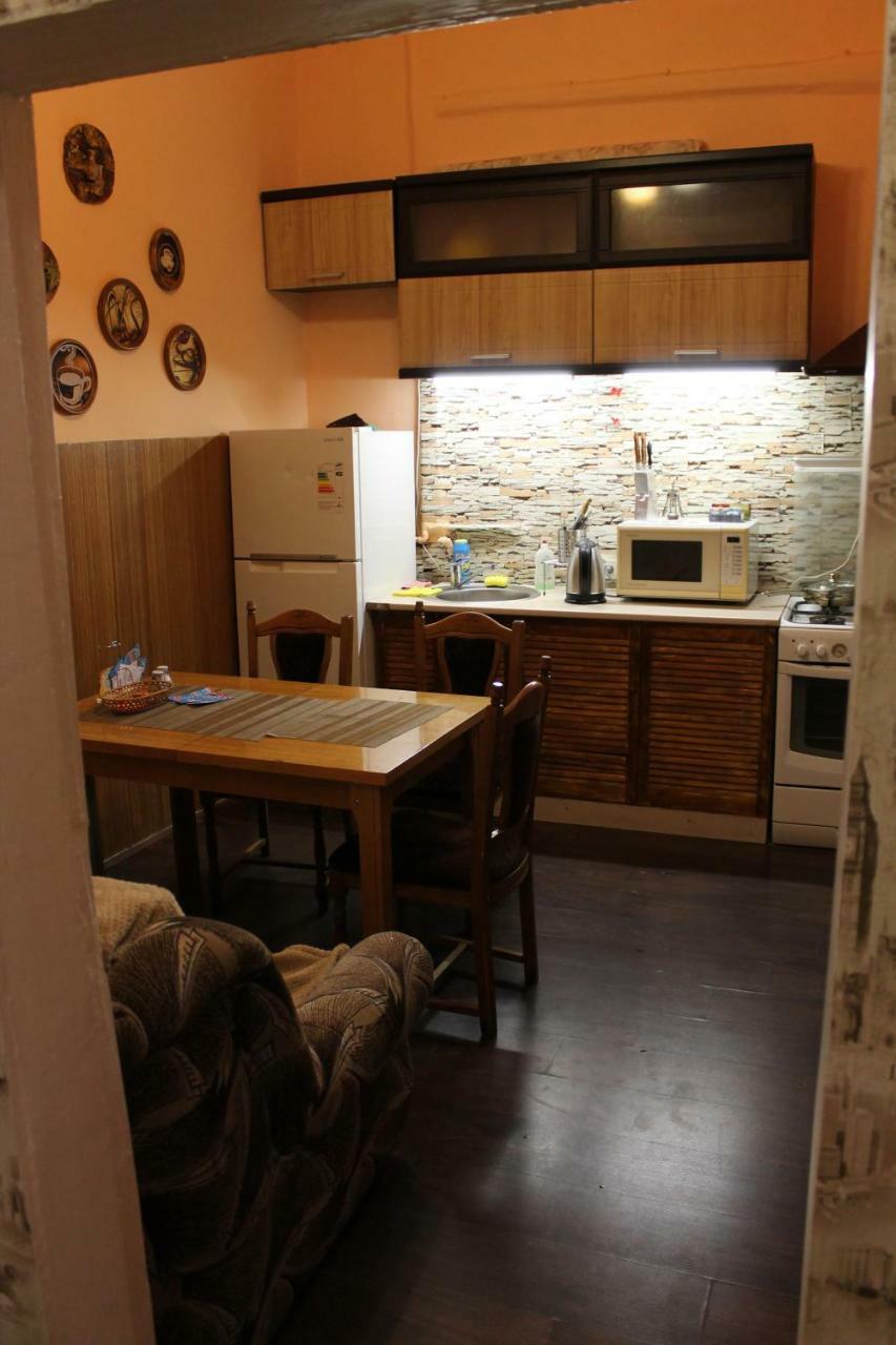 Apartment On Rynok Square リヴィウ エクステリア 写真
